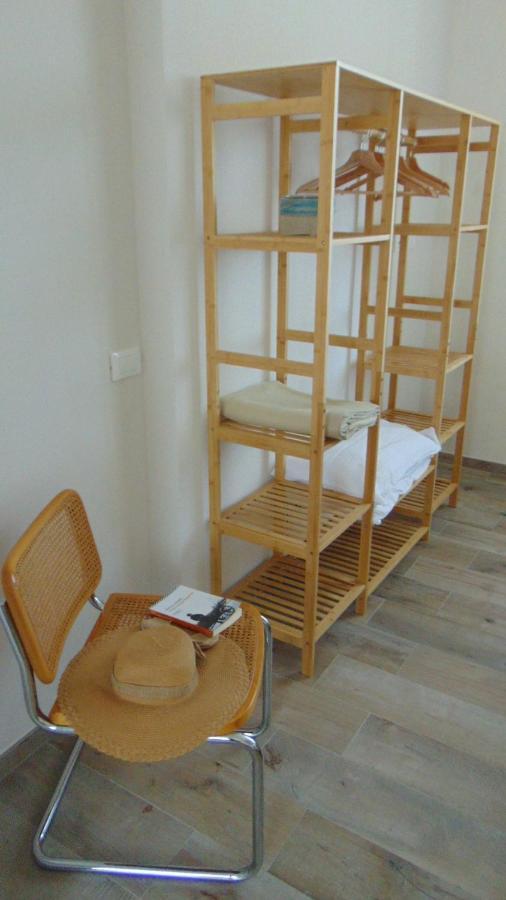 Il Giardino Di Marzo Guest House Monti di Licciana Nardi エクステリア 写真