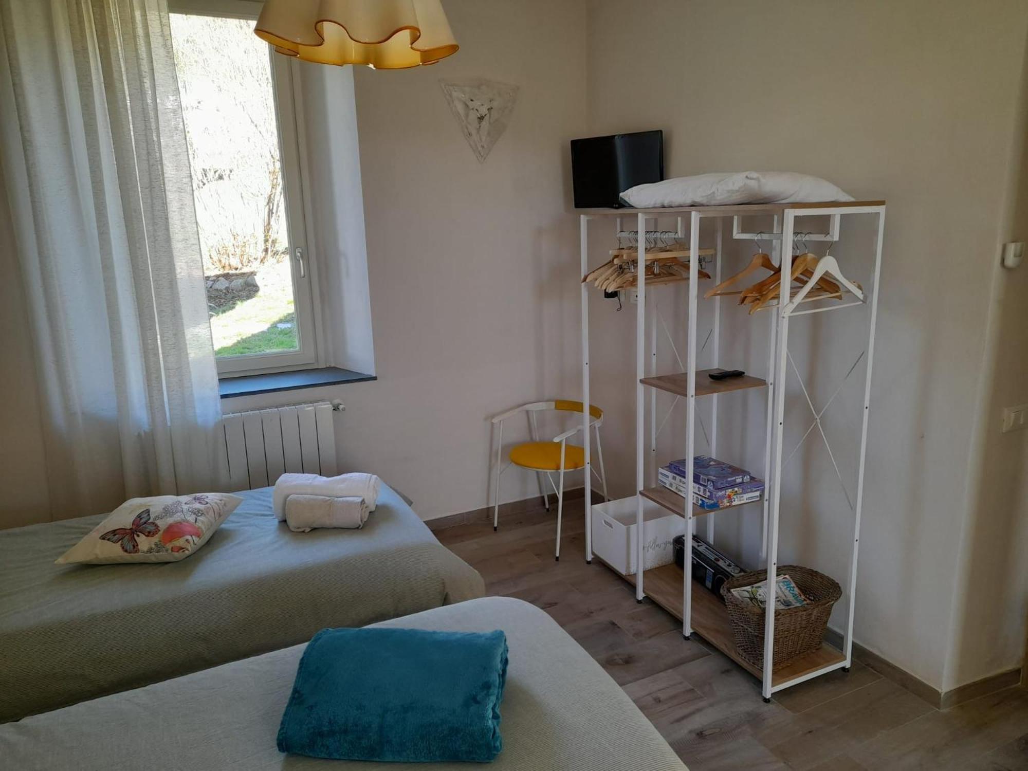 Il Giardino Di Marzo Guest House Monti di Licciana Nardi 部屋 写真